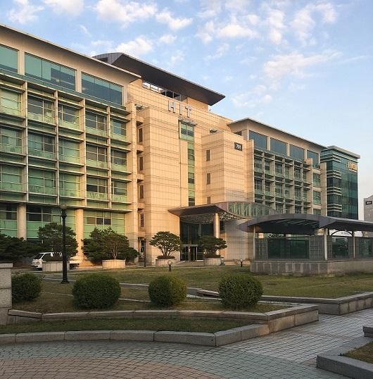 Phòng nghiên cứu du lịch Smart tourism BK21- Trường Đại học Hanyang Hàn Quốc
